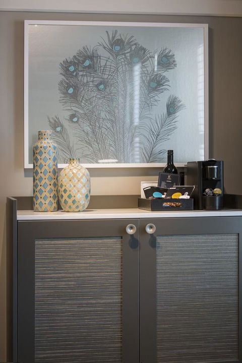 Hotel Kurrajong Canberra - Australian Directory 37