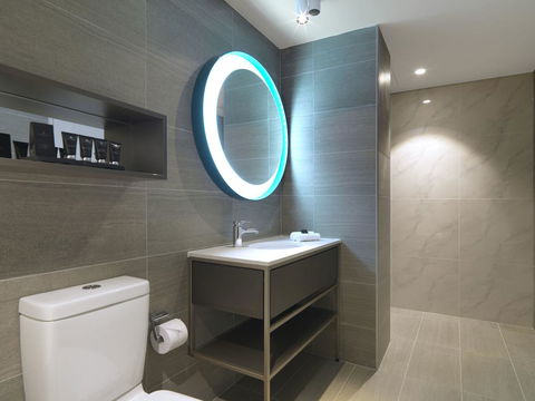 Hotel Kurrajong Canberra - Australian Directory 23