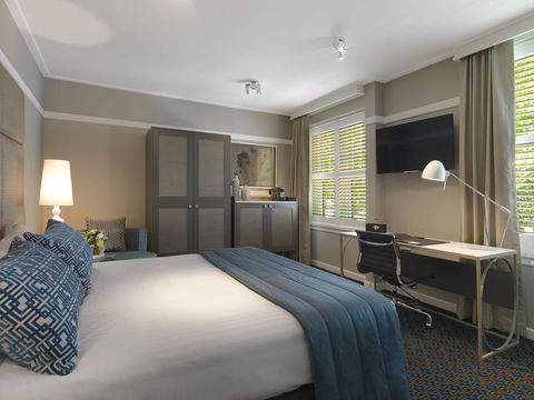 Hotel Kurrajong Canberra - Australian Directory 20