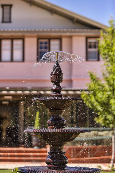 Hotel Kurrajong Canberra - Australian Directory 3