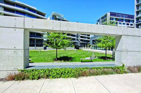Realm Park 39 Barton ACT - Australian Directory 25