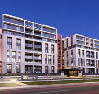 Deco Hotel Canberra - Australian Directory