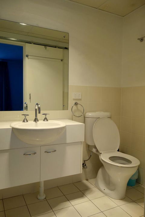 Kingston Comfy Apartment - Australian Directory 6