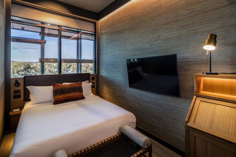 Ovolo Nishi - Australian Directory 11