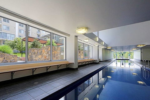 Spacious 1BR Stylish New Acton Apartment +Parking - Australian Directory 25