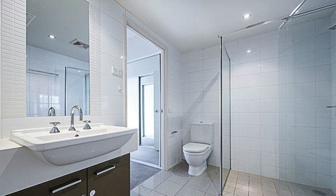 Spacious 1BR Stylish New Acton Apartment +Parking - Australian Directory 3