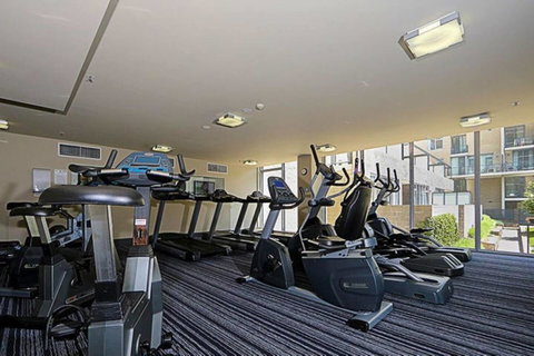 Spacious 1BR Stylish New Acton Apartment +Parking - Australian Directory 19