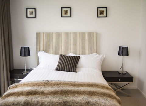 KUI - Manhattan Apartments - Australian Directory 9