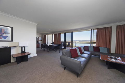 BreakFree Capital Tower Apartments - Australian Directory 30