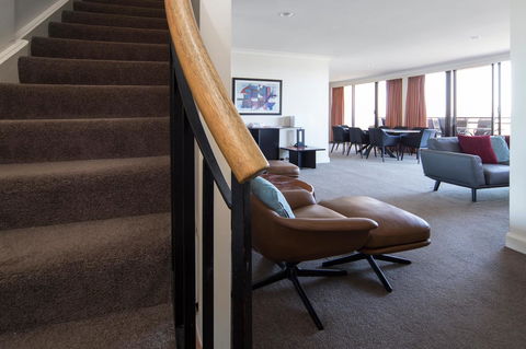 BreakFree Capital Tower Apartments - Australian Directory 28