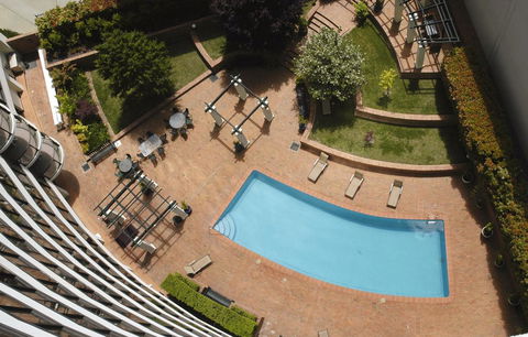 BreakFree Capital Tower Apartments - Australian Directory 12