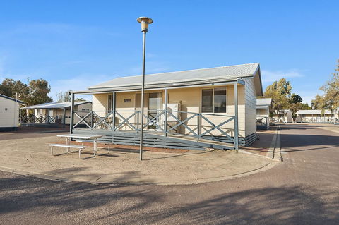 Port Broughton Tourist Park - Australian Directory 37