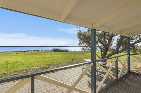 Port Broughton Tourist Park - Australian Directory 31