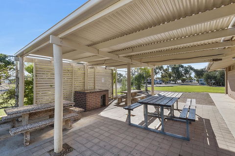 Port Broughton Tourist Park - Australian Directory 5