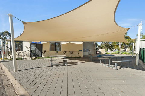 Port Broughton Tourist Park - Australian Directory 4