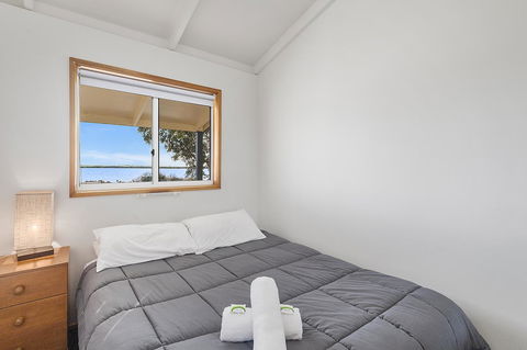 Port Broughton Tourist Park - Australian Directory 33
