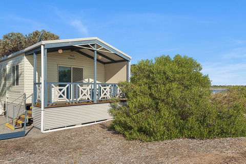 Port Broughton Tourist Park - Australian Directory 26