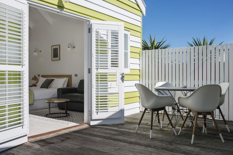 Beach Huts Middleton - Australian Directory 8