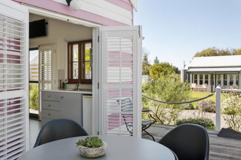Beach Huts Middleton - Australian Directory 23