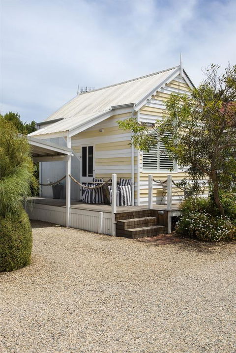 Beach Huts Middleton - Australian Directory 9