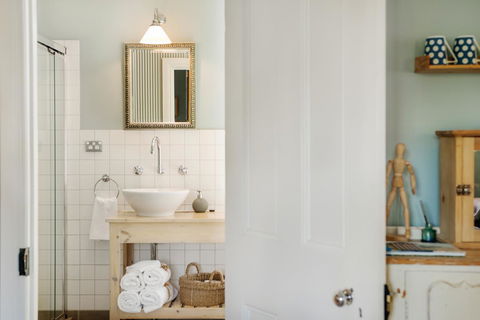 Beach Huts Middleton - Australian Directory 43