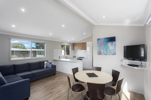 Victor Harbor Holiday Park - Australian Directory 36