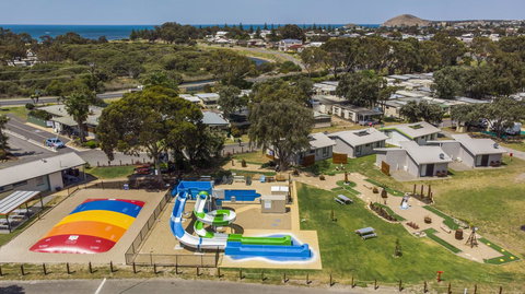Victor Harbor Holiday Park - Australian Directory 12