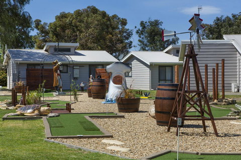 Victor Harbor Holiday Park - Australian Directory 4