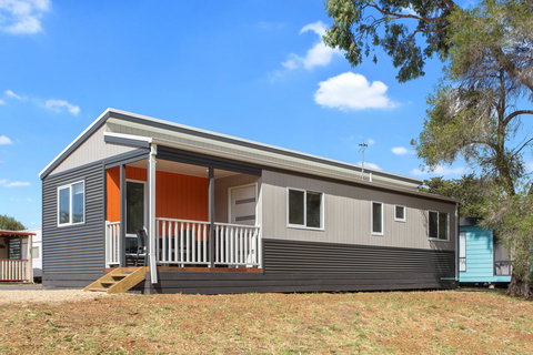 Victor Harbor Holiday Park - Australian Directory 37