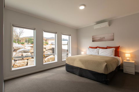 McCracken Country Club - Australian Directory 44