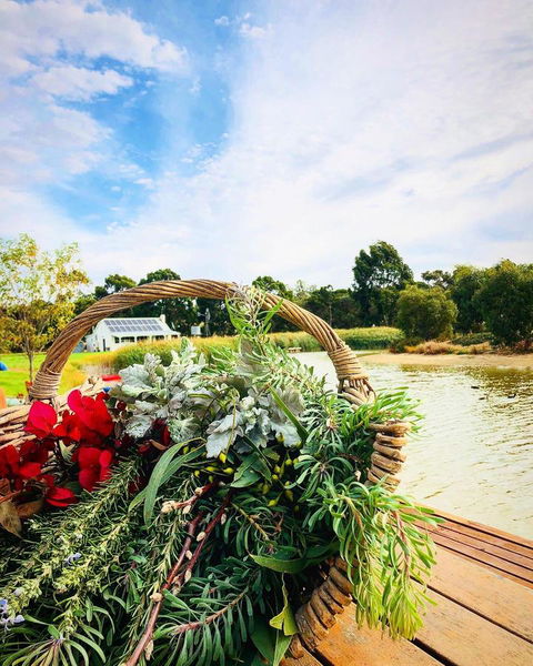 The Lake House Retreat - Australian Directory 24