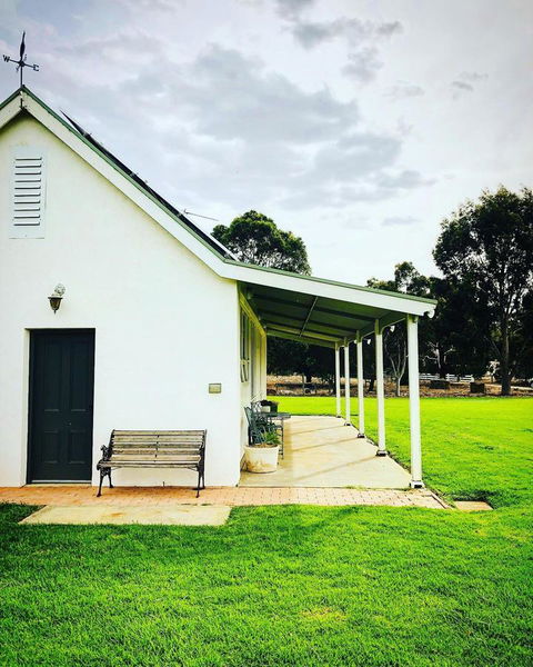 The Lake House Retreat - Australian Directory 25