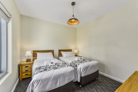 Bonnies Of Beachport - Australian Directory 39