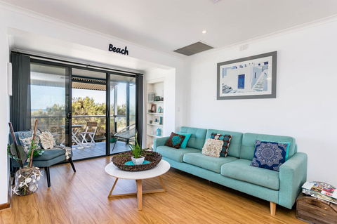 Blissful Beachfront Beachouse - Australian Directory 6