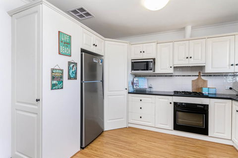 Blissful Beachfront Beachouse - Australian Directory 9