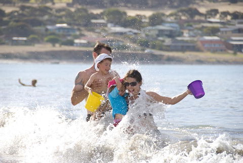 Kangaroo Island Seafront - Australian Directory 44
