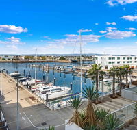 Port Adelaide Executive Waterfront Apartment - Australian Directory