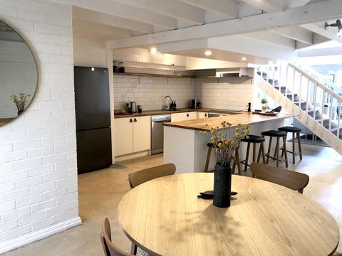 The Loft - Beautiful Central Barossa Apartment - Australian Directory 6