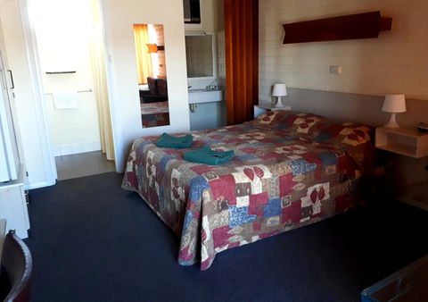 Bordertown Motel - Australian Directory 3