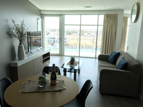 Ocean View Luxury Apartment & Suite - Australian Directory 43