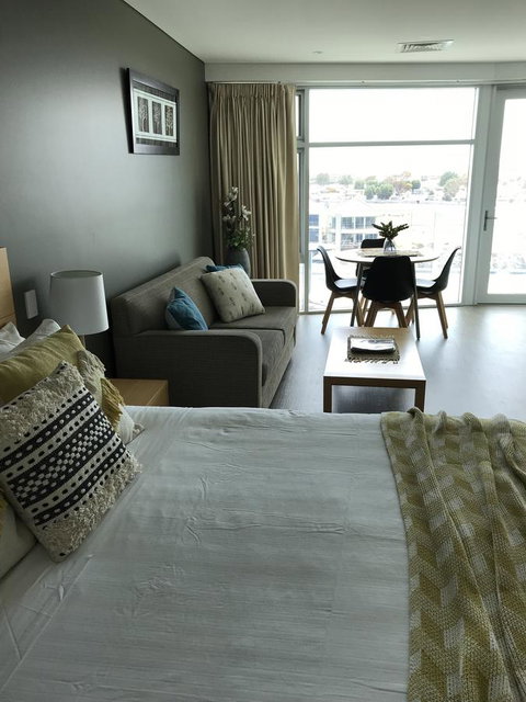 Ocean View Luxury Apartment & Suite - Australian Directory 12
