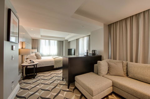 Mayfair Hotel - Australian Directory 5