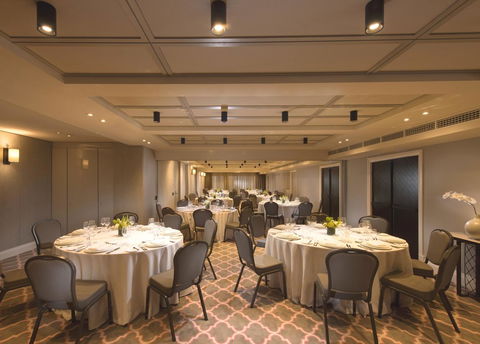 Mayfair Hotel - Australian Directory 19