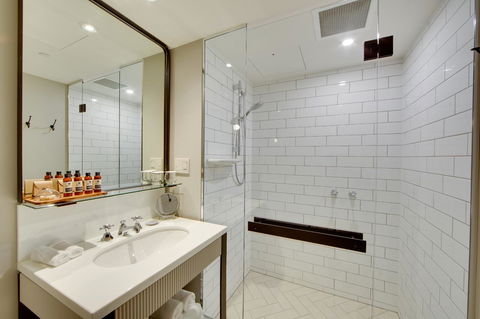 Mayfair Hotel - Australian Directory 7