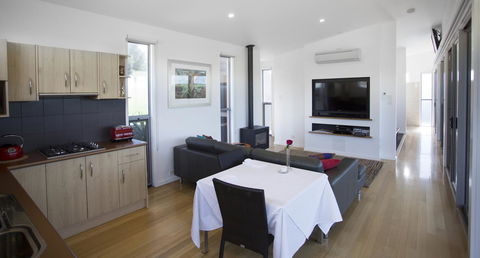 Barossa Pavilions & Glasshouse - Australian Directory 6