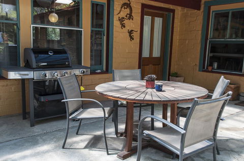 Trevalia Accommodation - Australian Directory 21