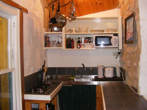 Trevalia Accommodation - Australian Directory 16