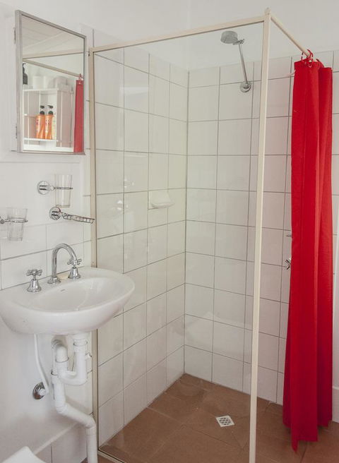 Trevalia Accommodation - Australian Directory 30