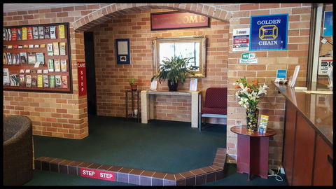Windsor Terrace Motel - Australian Directory 18
