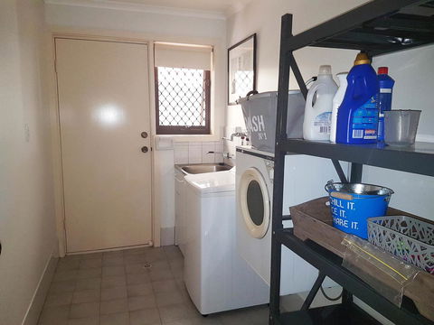 Tanunda\'s Magpie House - Australian Directory 19